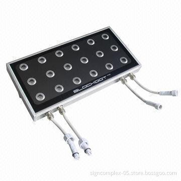 RGB LED Wall Washer with DMX Master Controller and Over 30,000 Hours Service Lifespan